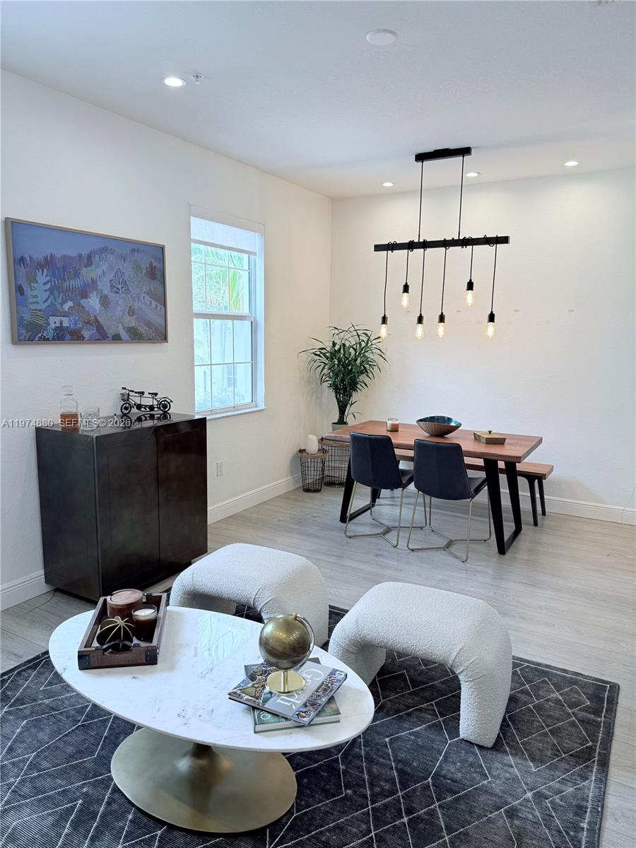 MIRAMAR RESIDENTIAL PLAT - Residential Lease