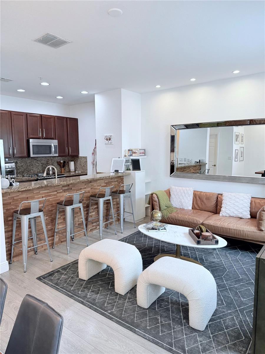 MIRAMAR RESIDENTIAL PLAT - Residential Lease