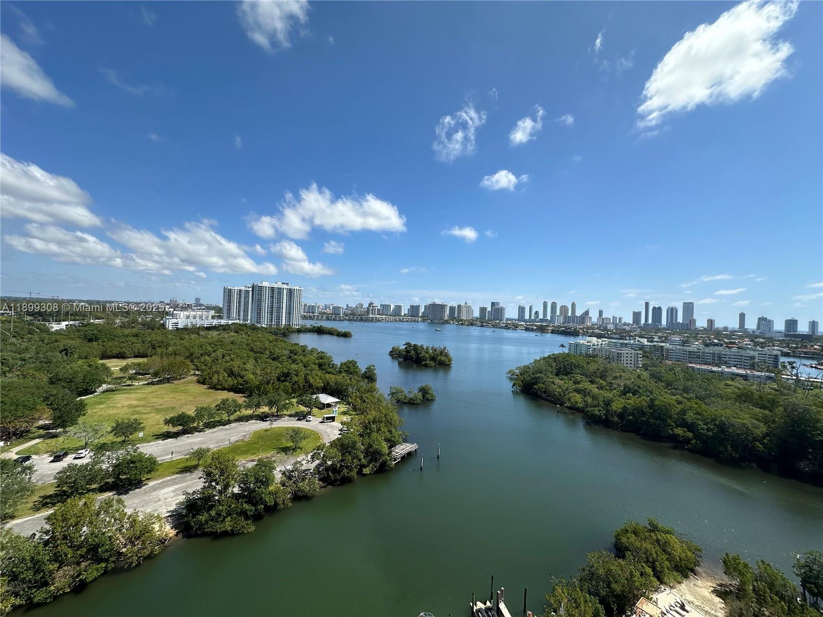 THE HARBOUR NORTH CONDO - Residential Lease