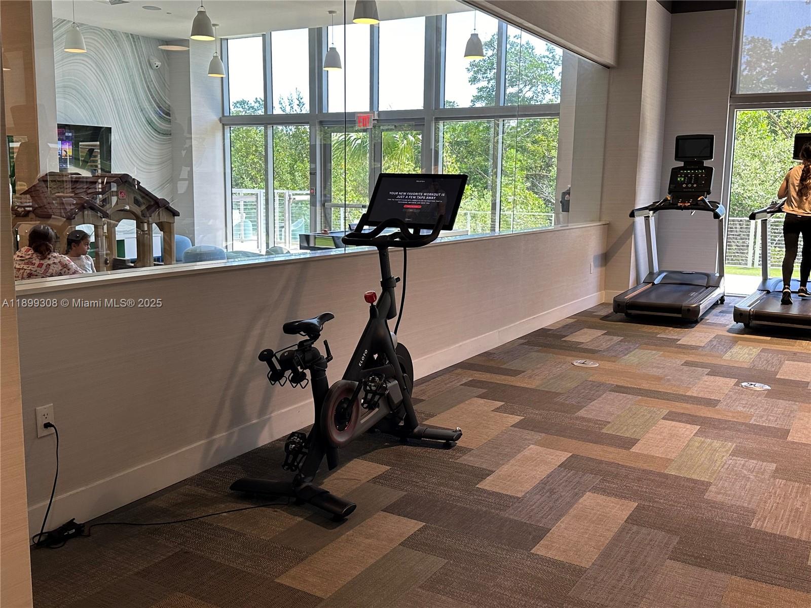 THE HARBOUR NORTH CONDO - Residential Lease