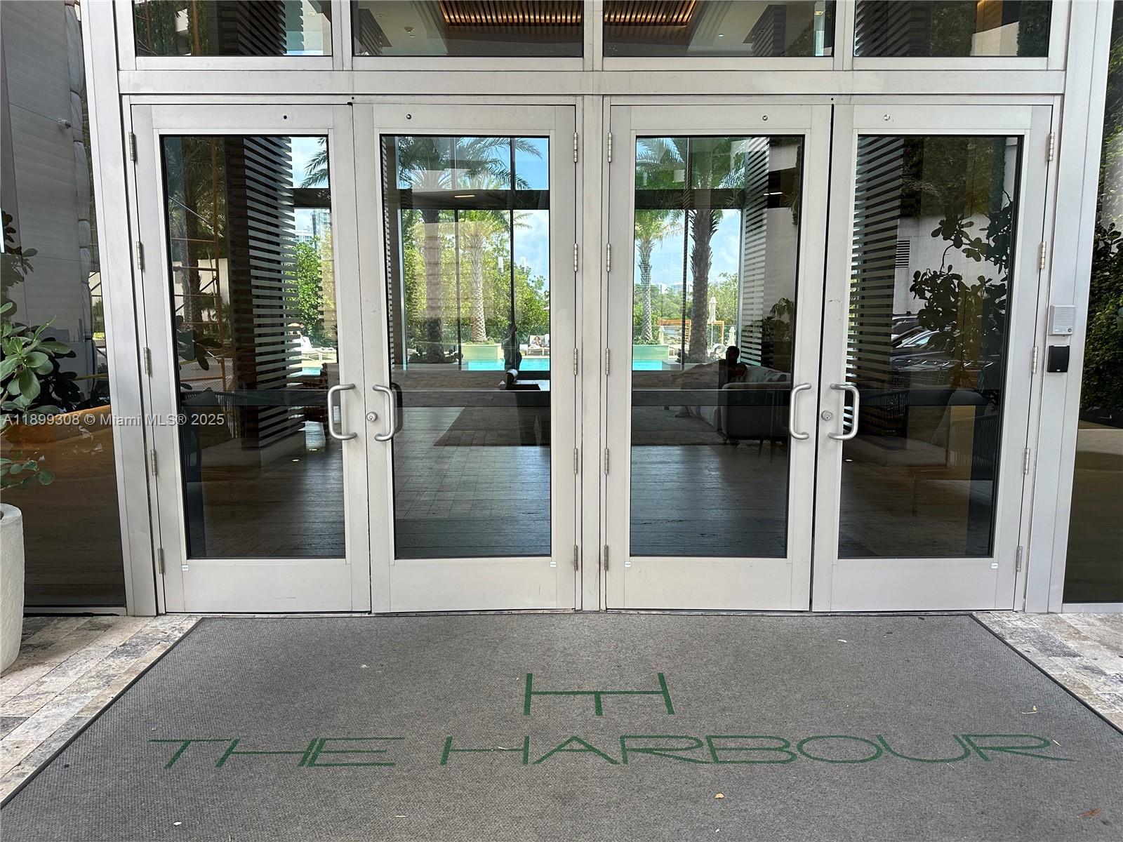 THE HARBOUR NORTH CONDO - Residential Lease