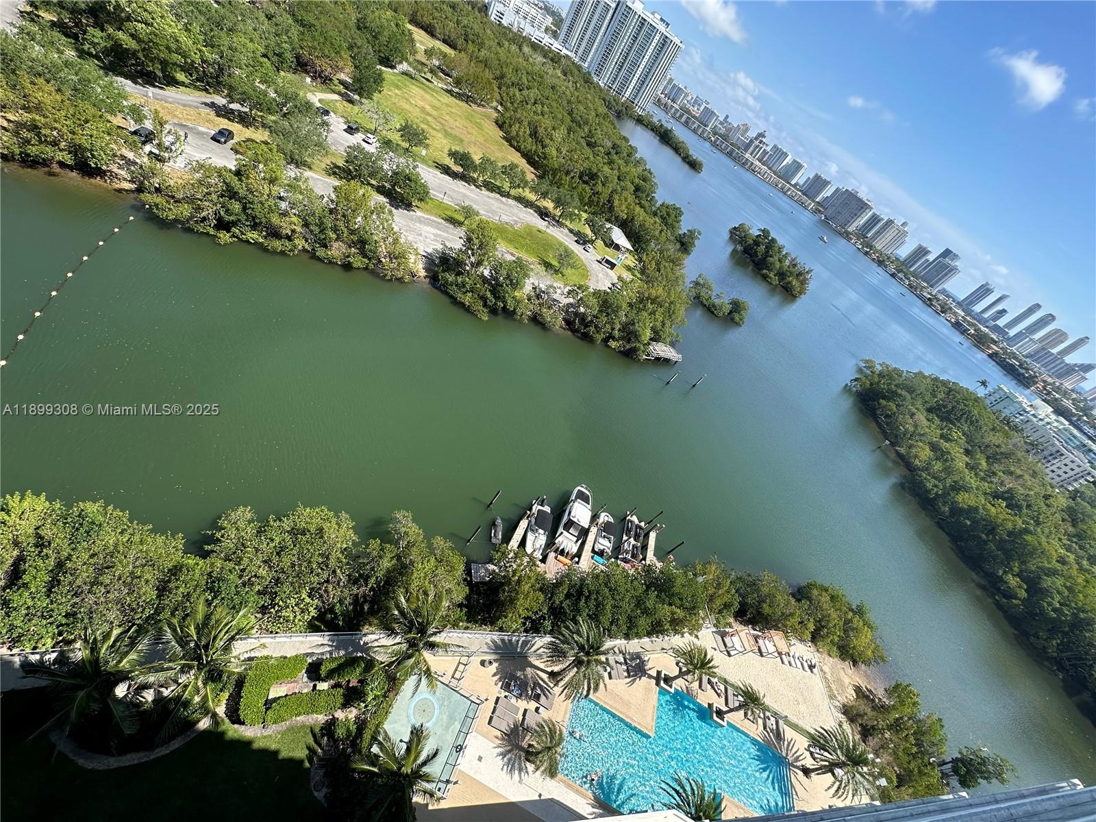 THE HARBOUR NORTH CONDO - Residential Lease