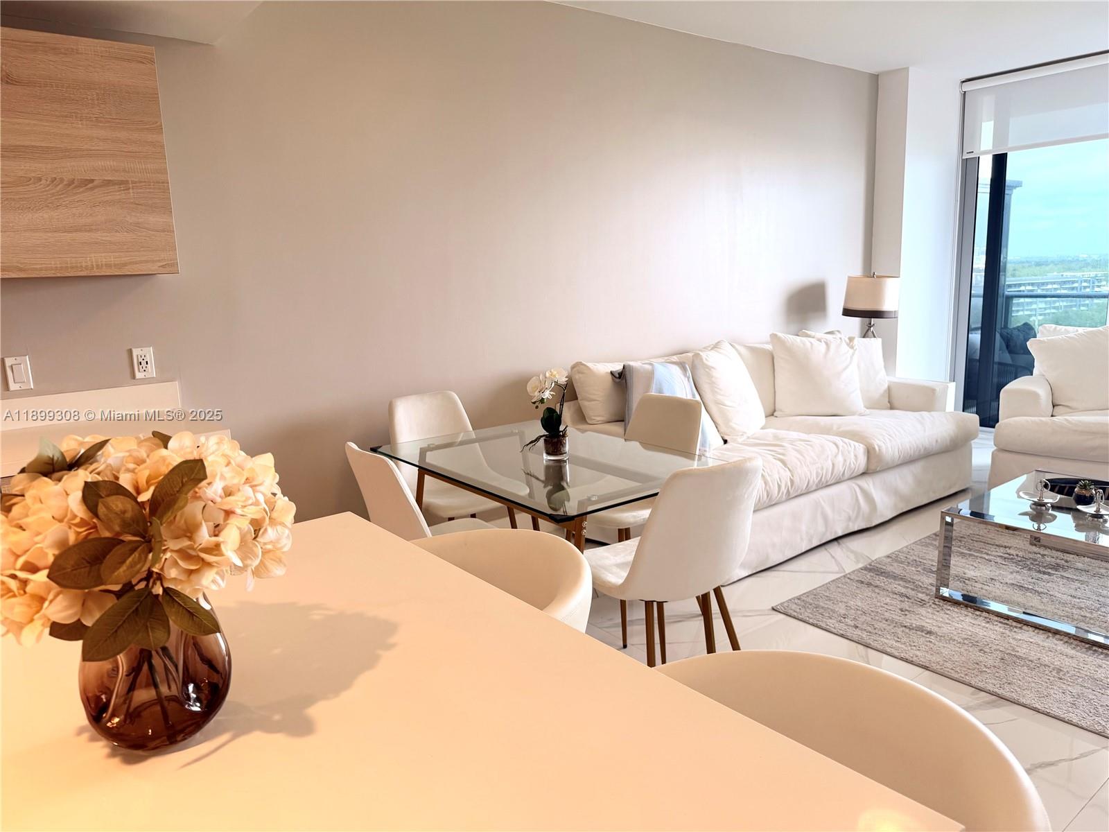 THE HARBOUR NORTH CONDO - Residential Lease