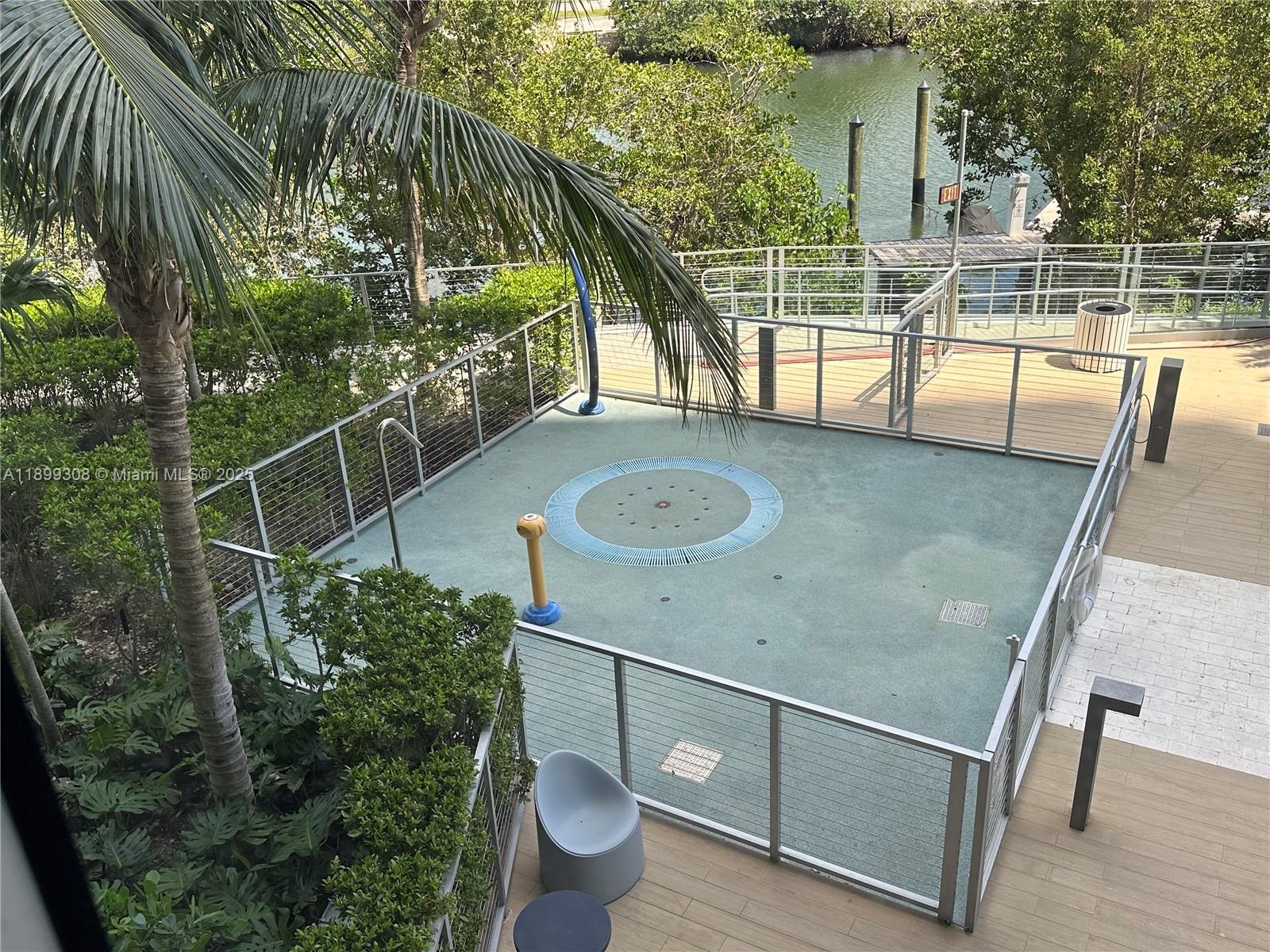 THE HARBOUR NORTH CONDO - Residential Lease