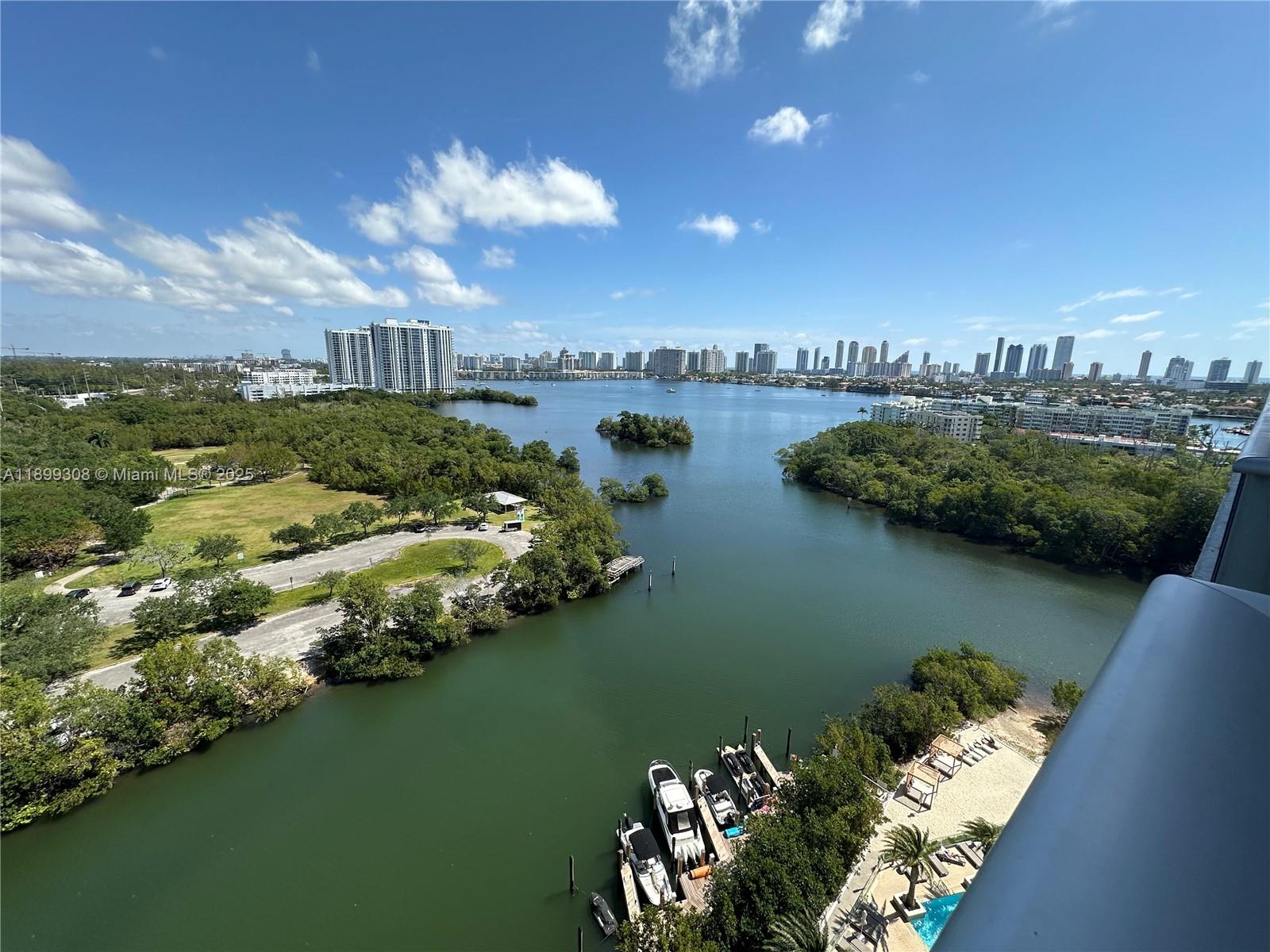 THE HARBOUR NORTH CONDO - Residential Lease