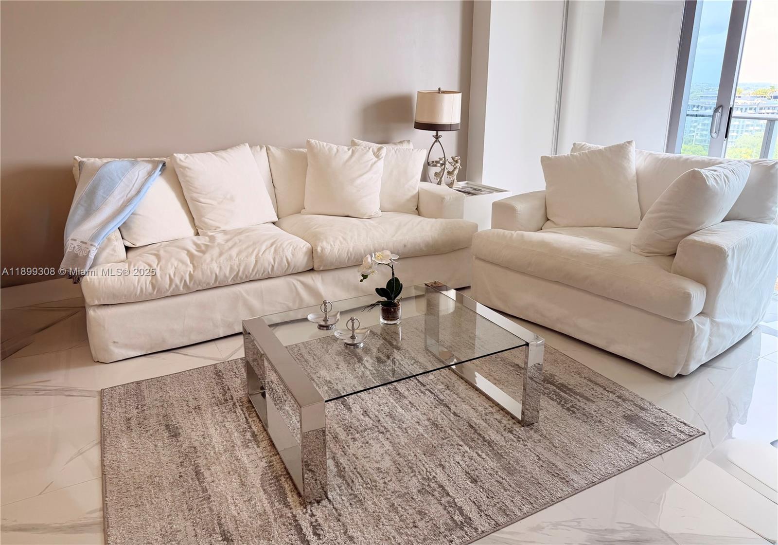 THE HARBOUR NORTH CONDO - Residential Lease