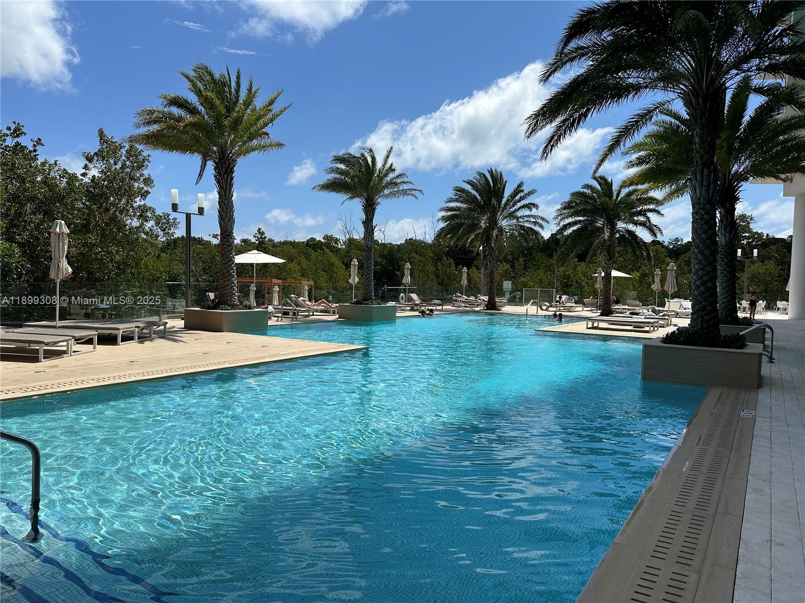 THE HARBOUR NORTH CONDO - Residential Lease