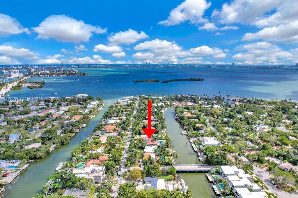 BELLE MEADE ISLAND - Residential