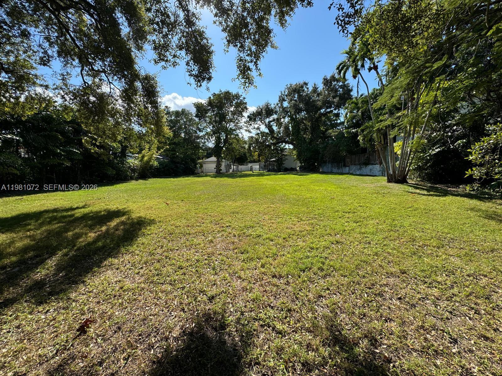 COCO GVE PK 2 AMD - Land