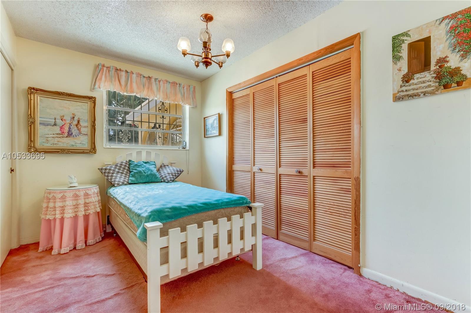 CASTLE ESTATES - Residential