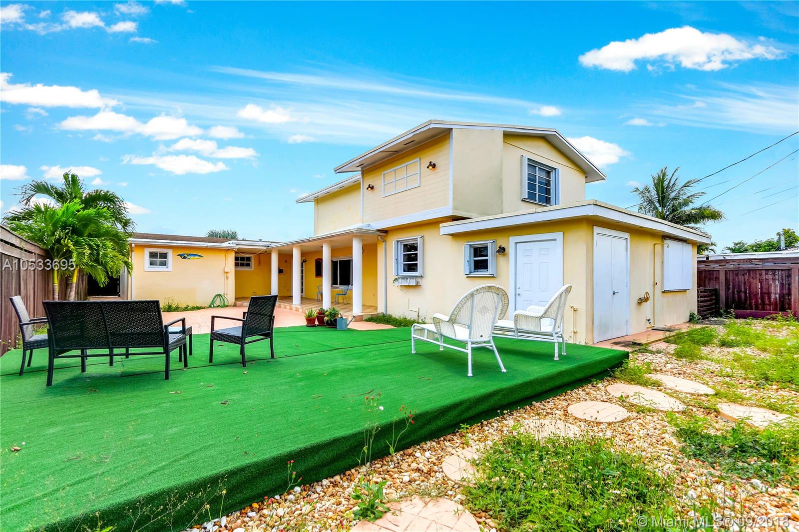 CASTLE ESTATES - Residential