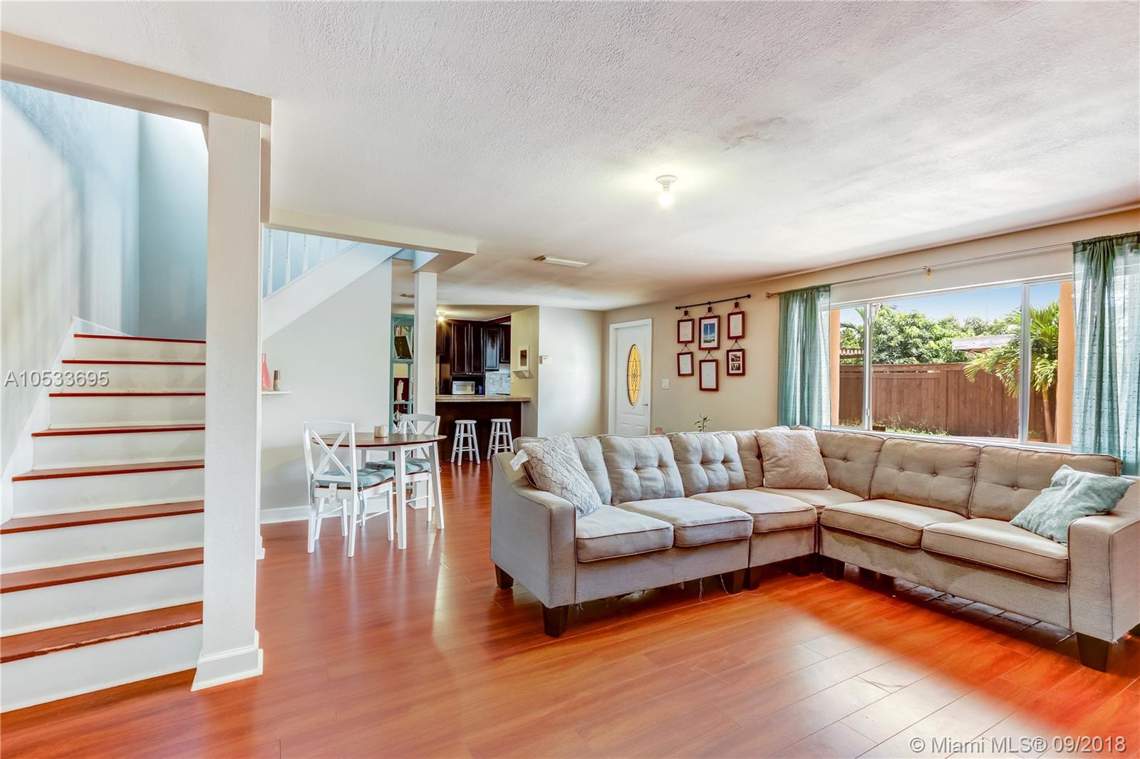 CASTLE ESTATES - Residential