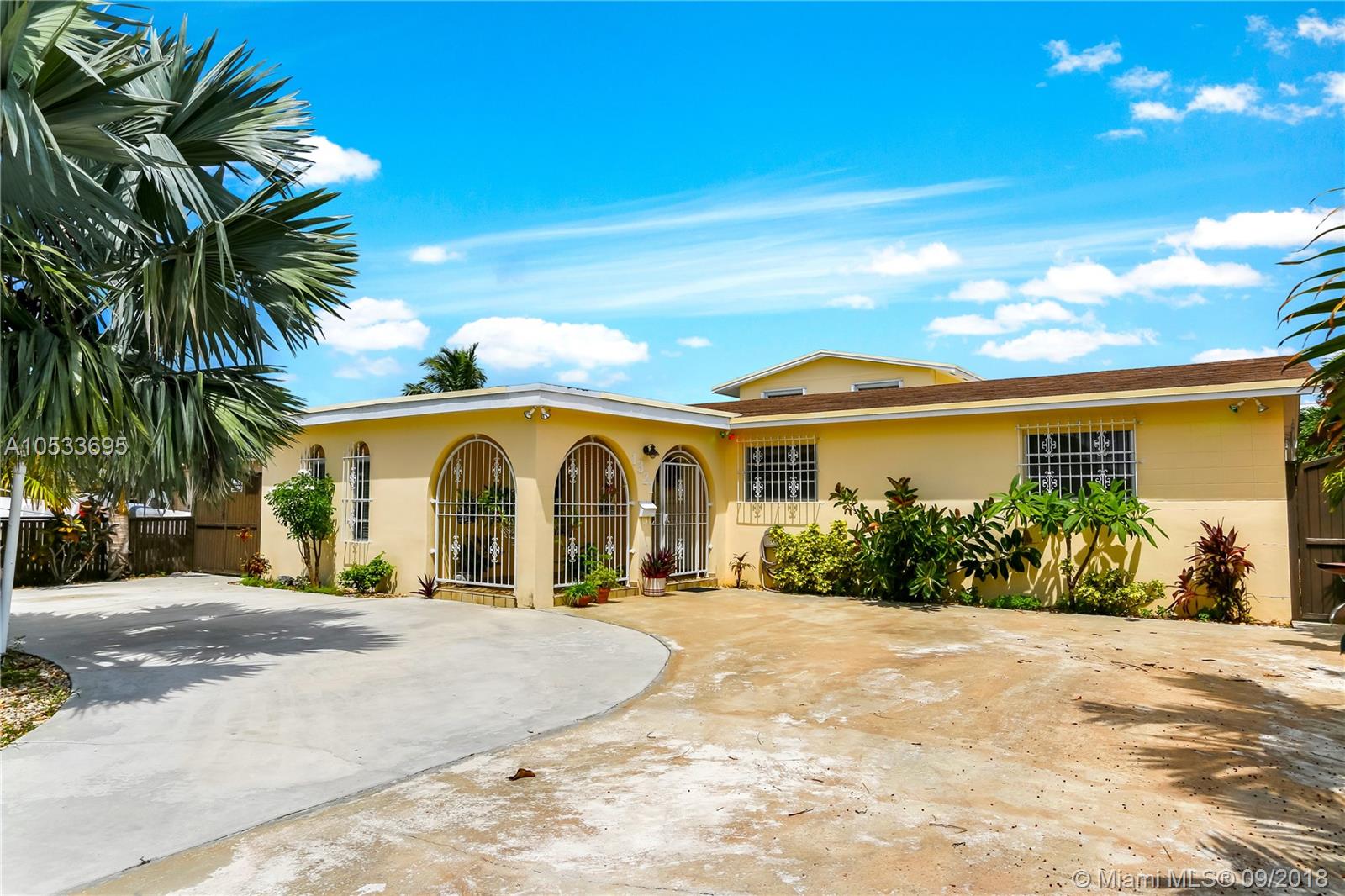 CASTLE ESTATES - Residential