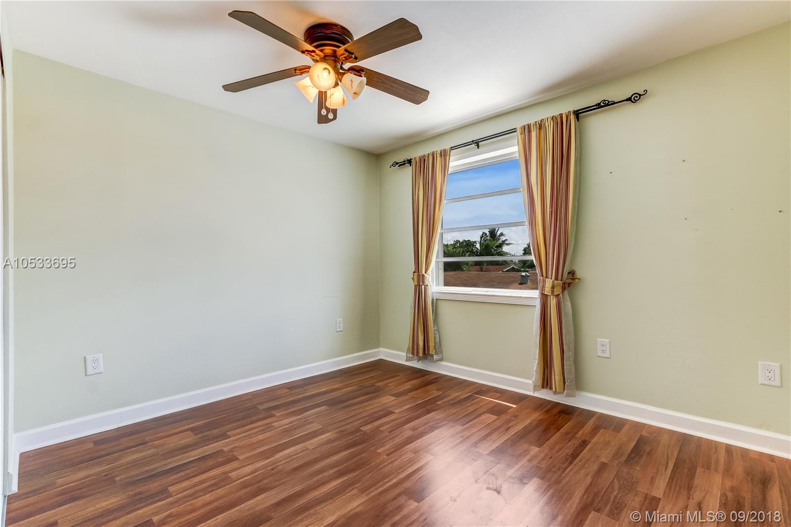 CASTLE ESTATES - Residential