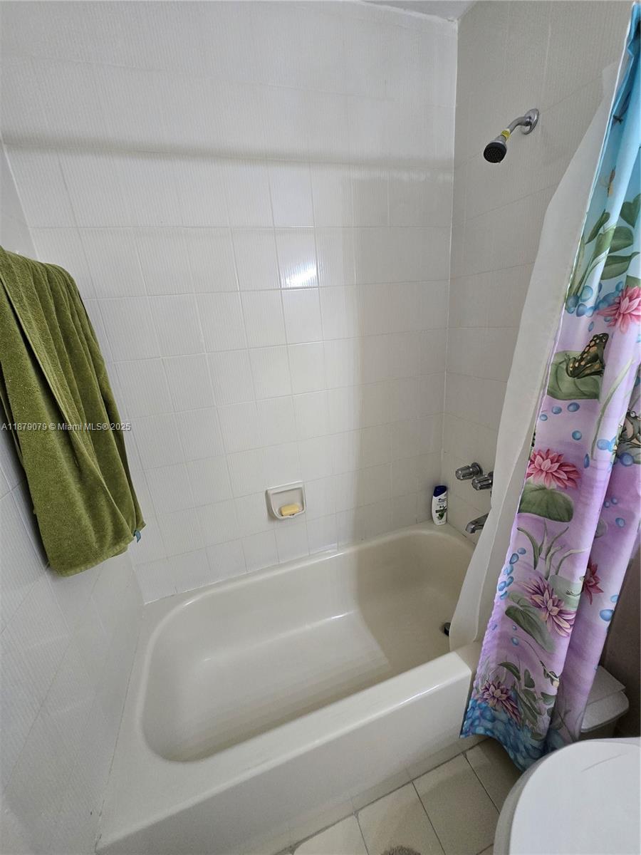 LES CHATEAUX AT INT GARDE - Residential