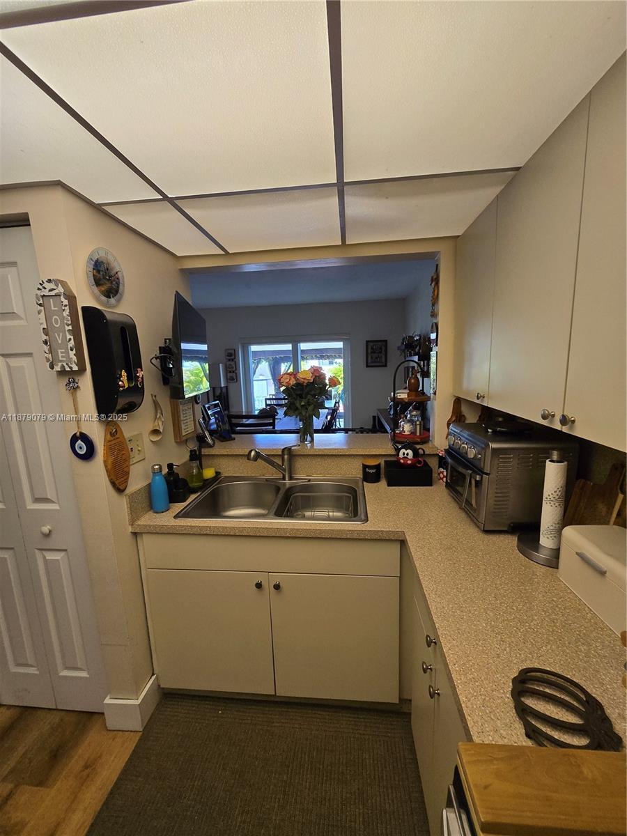 LES CHATEAUX AT INT GARDE - Residential