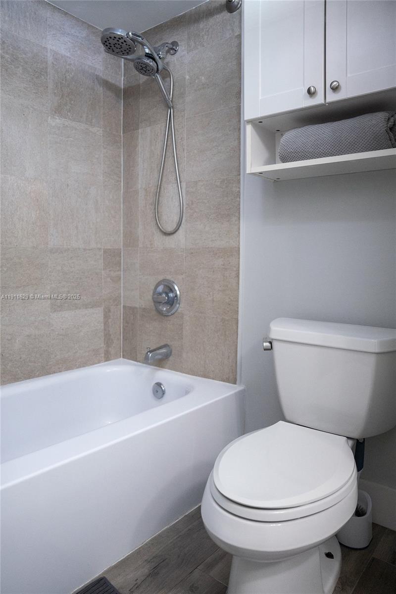 Allington Towers Condo - Residential