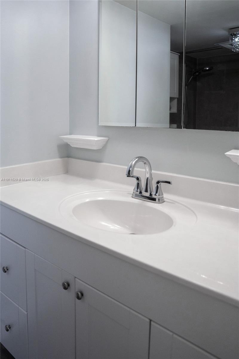 Allington Towers Condo - Residential