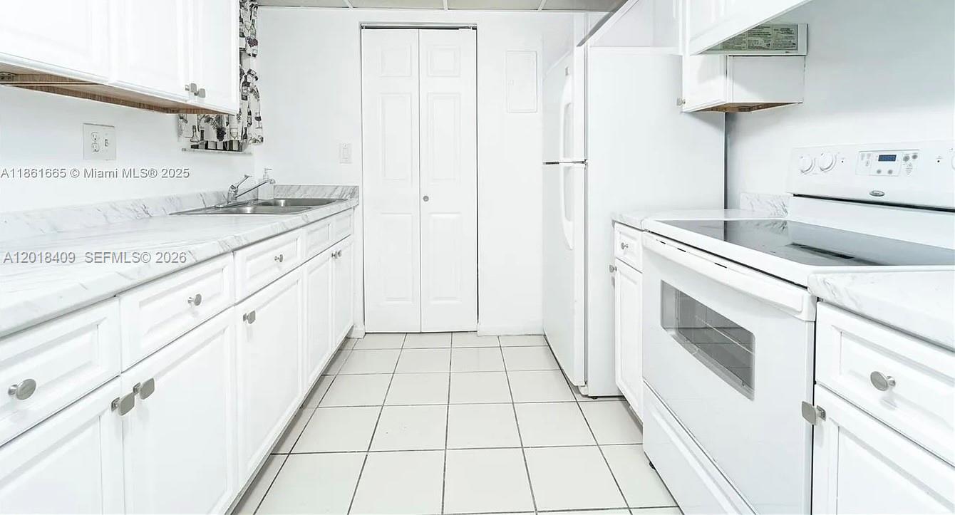 View photos, virtual tours, details... 576 NW 114th Ave 203