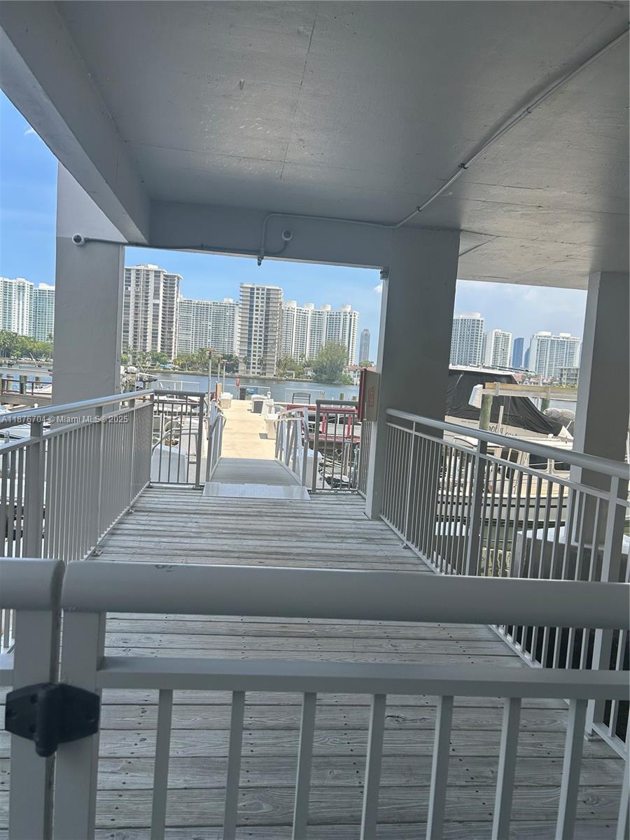 DEL PRADO MARINA - Residential