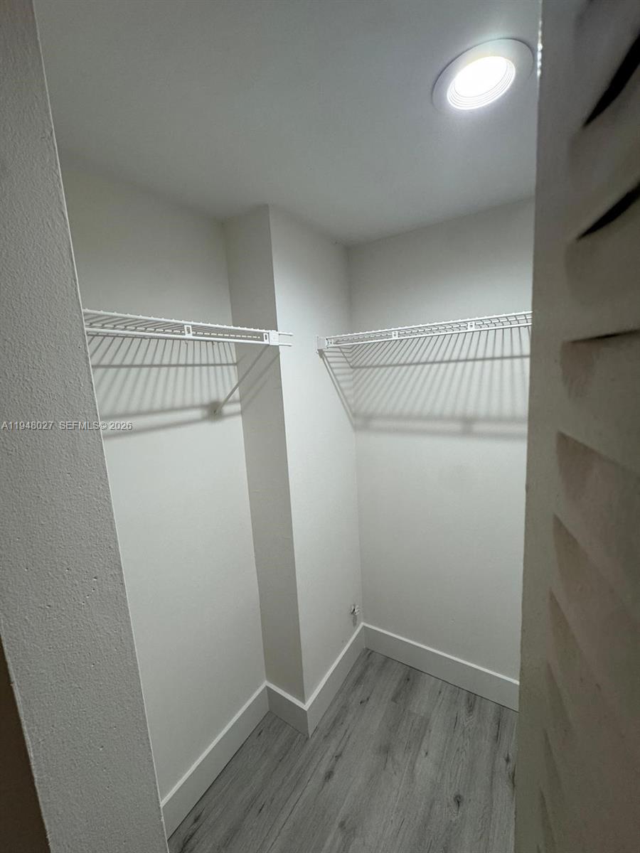 VERSAILLES GARDENS CONDO - Residential