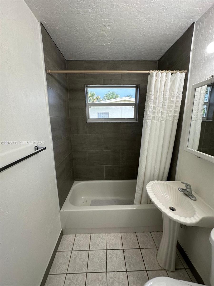 ROOSEVELT ESTATES - Residential