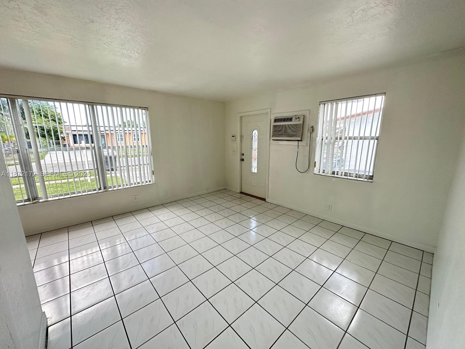 ROOSEVELT ESTATES - Residential