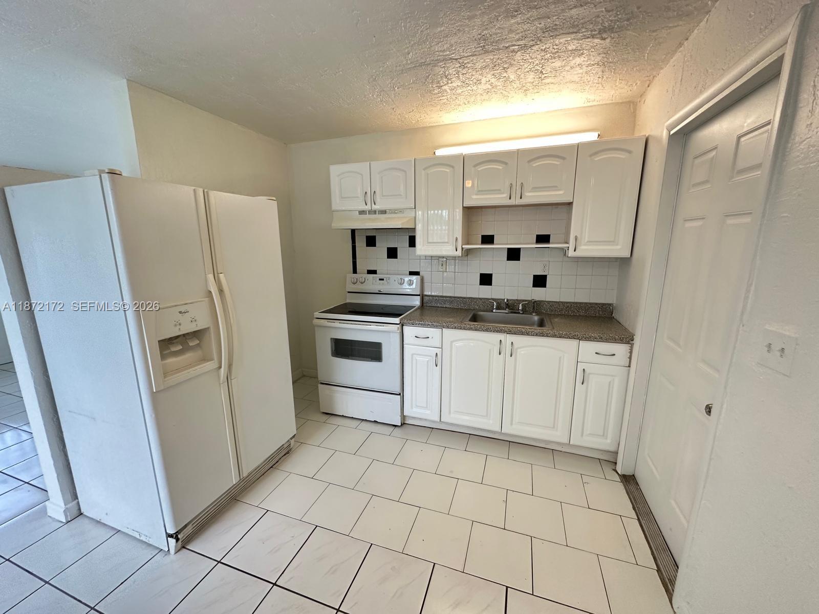 ROOSEVELT ESTATES - Residential