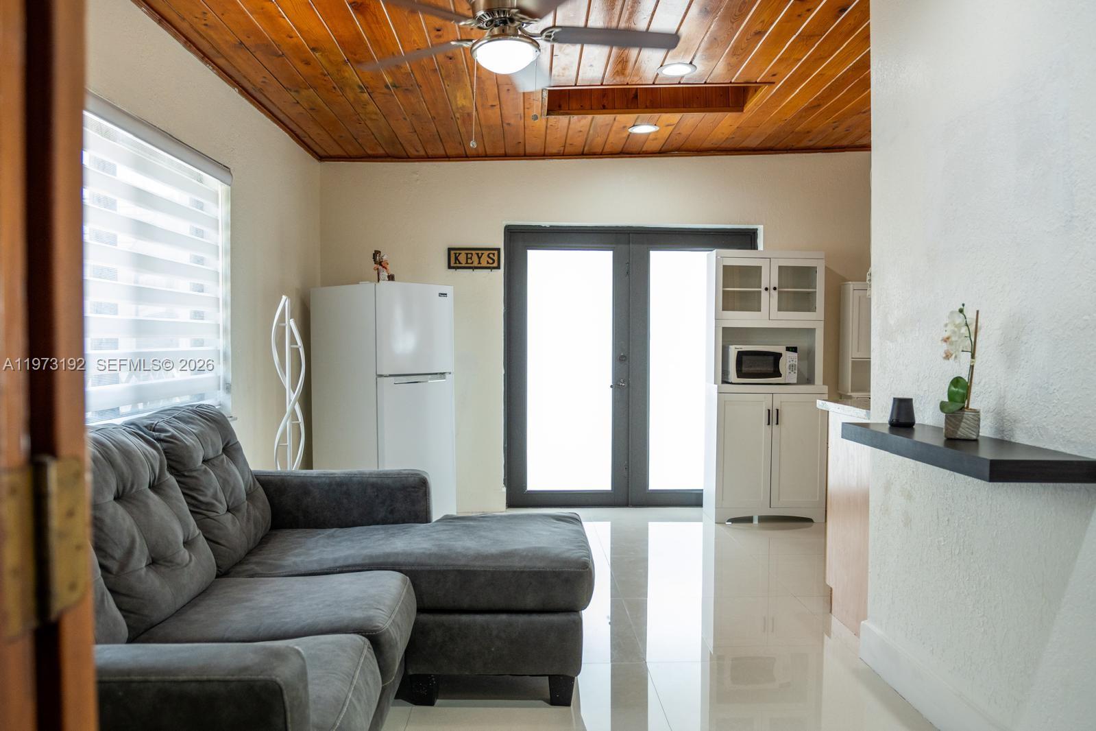 APACHE SUB - Residential