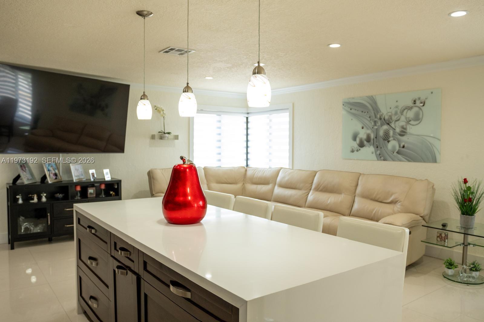 APACHE SUB - Residential