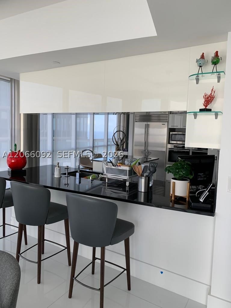17121 Collins Ave 3808