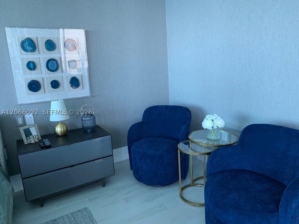 17121 Collins Ave 3808
