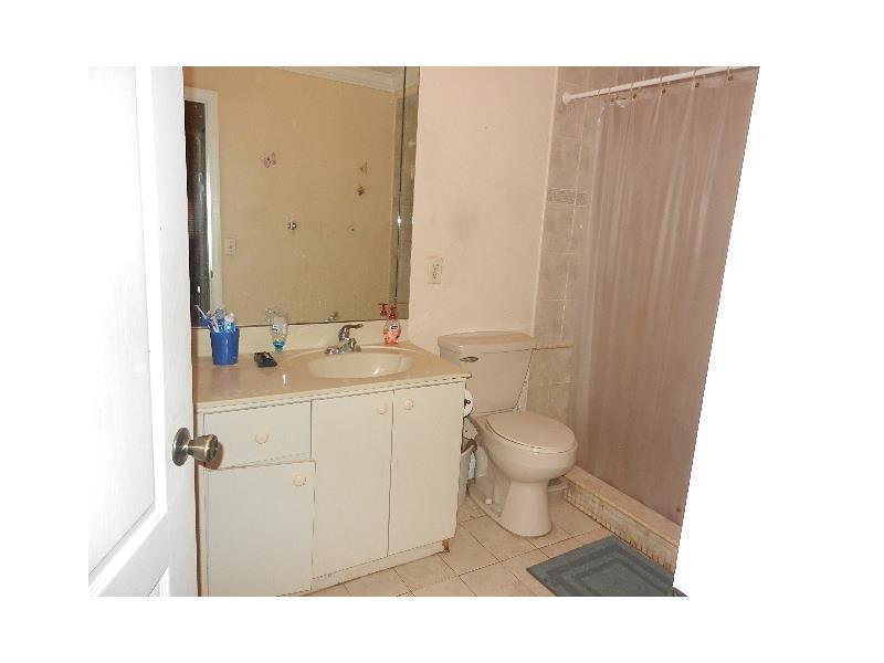 PELICANS POINT AT MILLER - Residential