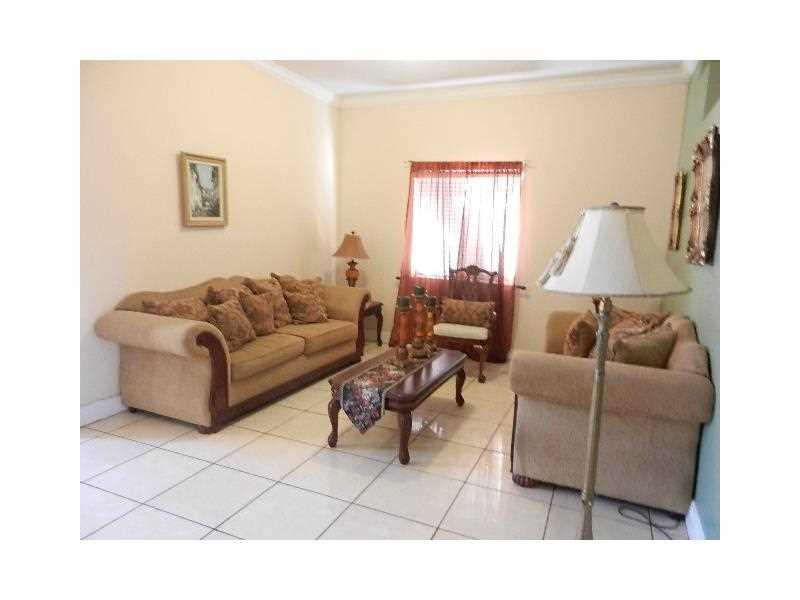 PELICANS POINT AT MILLER - Residential