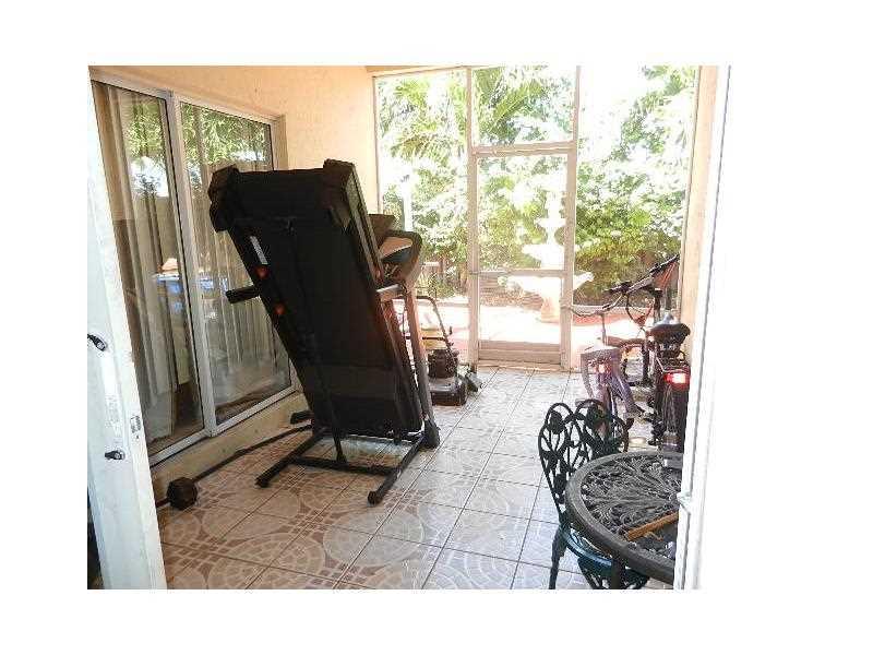 PELICANS POINT AT MILLER - Residential