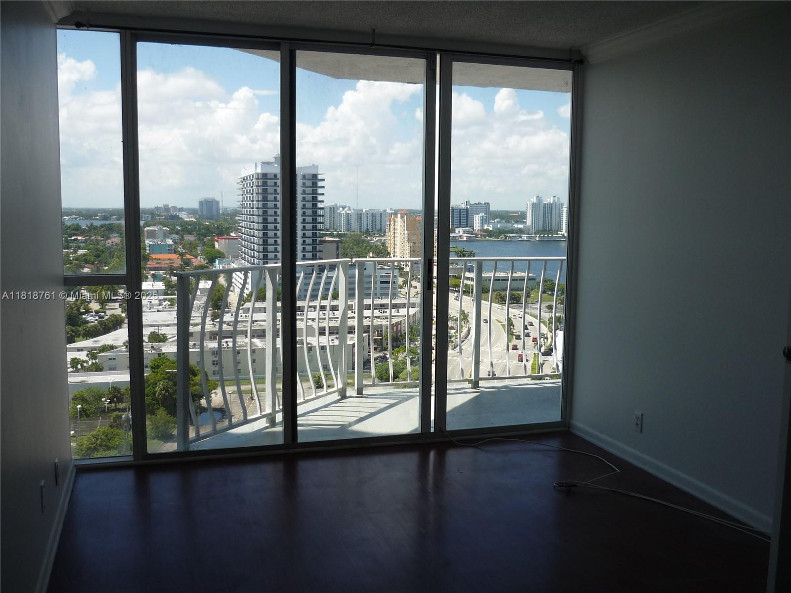 THE GRANDVIEW PALACE COND - Residential Lease