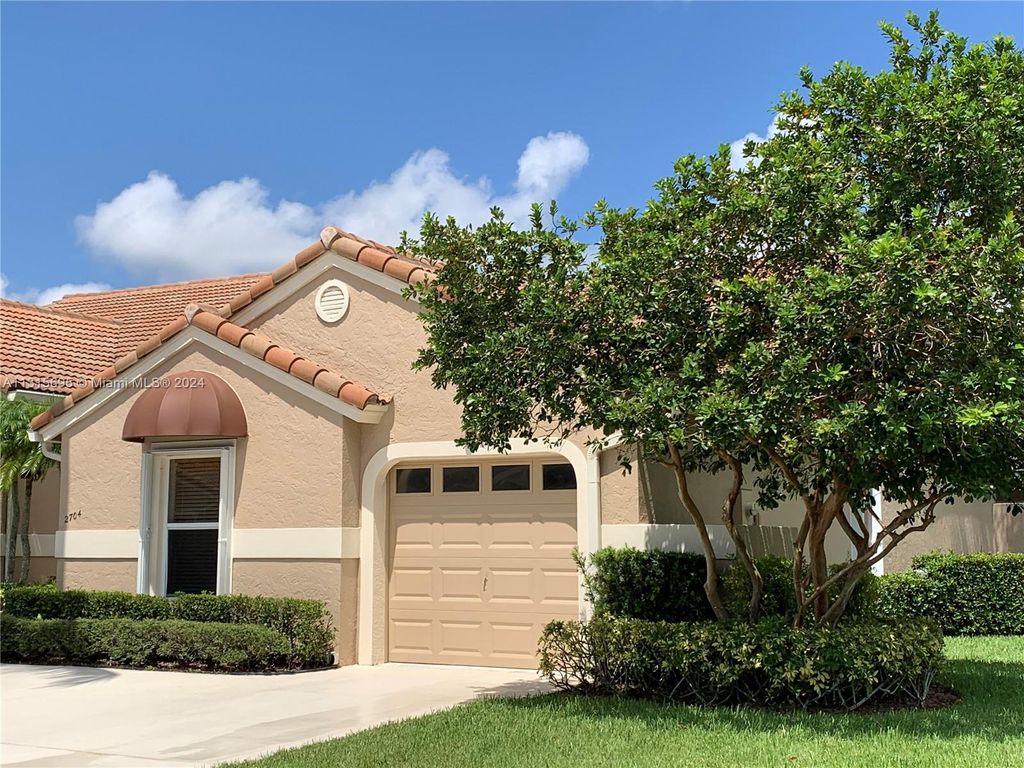 Photo of 2704 Mahogany Pl, Palm Beach Gardens, FL 33418 (MLS # A11315695)