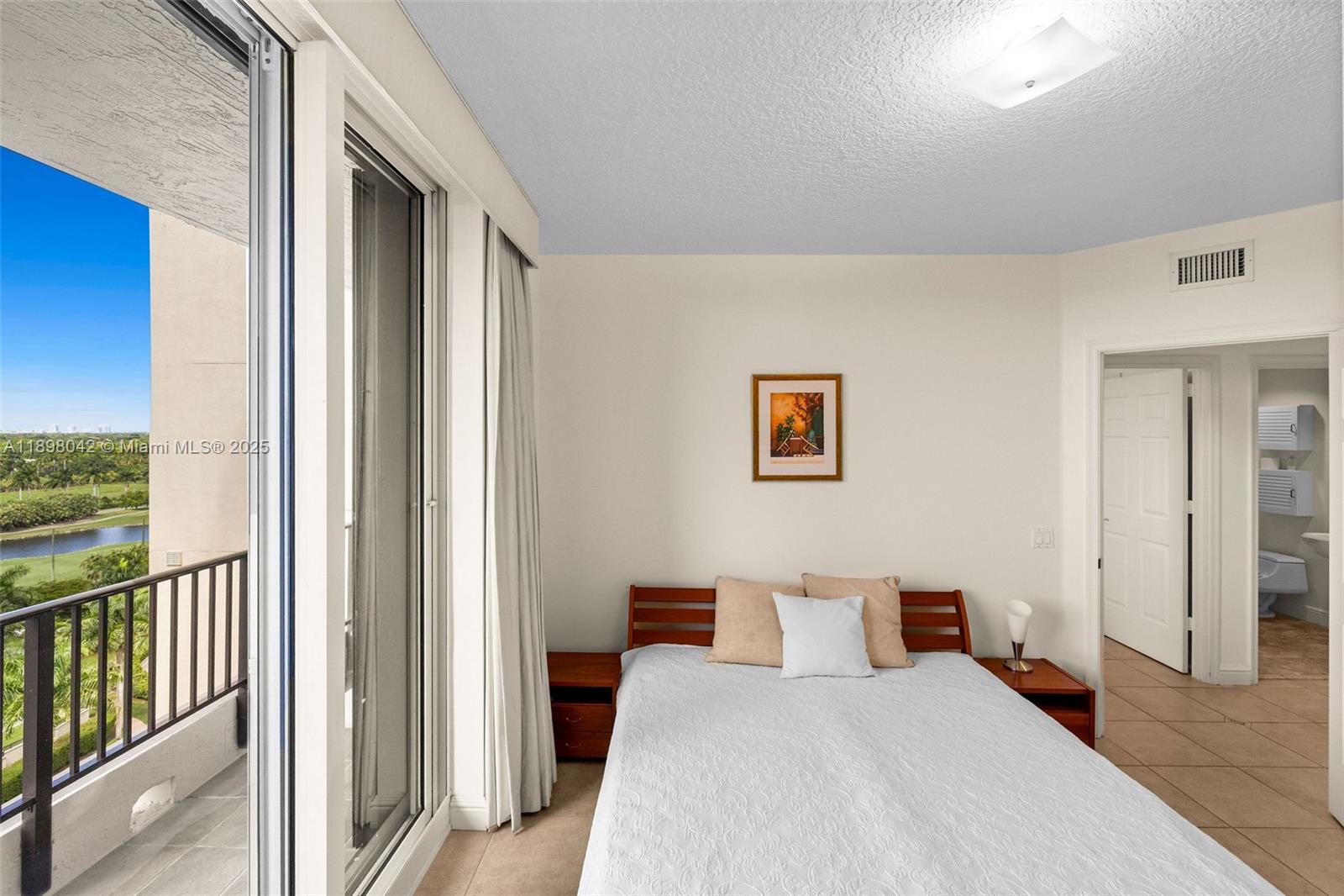 VERONA AT DEERING BAY CON - Residential