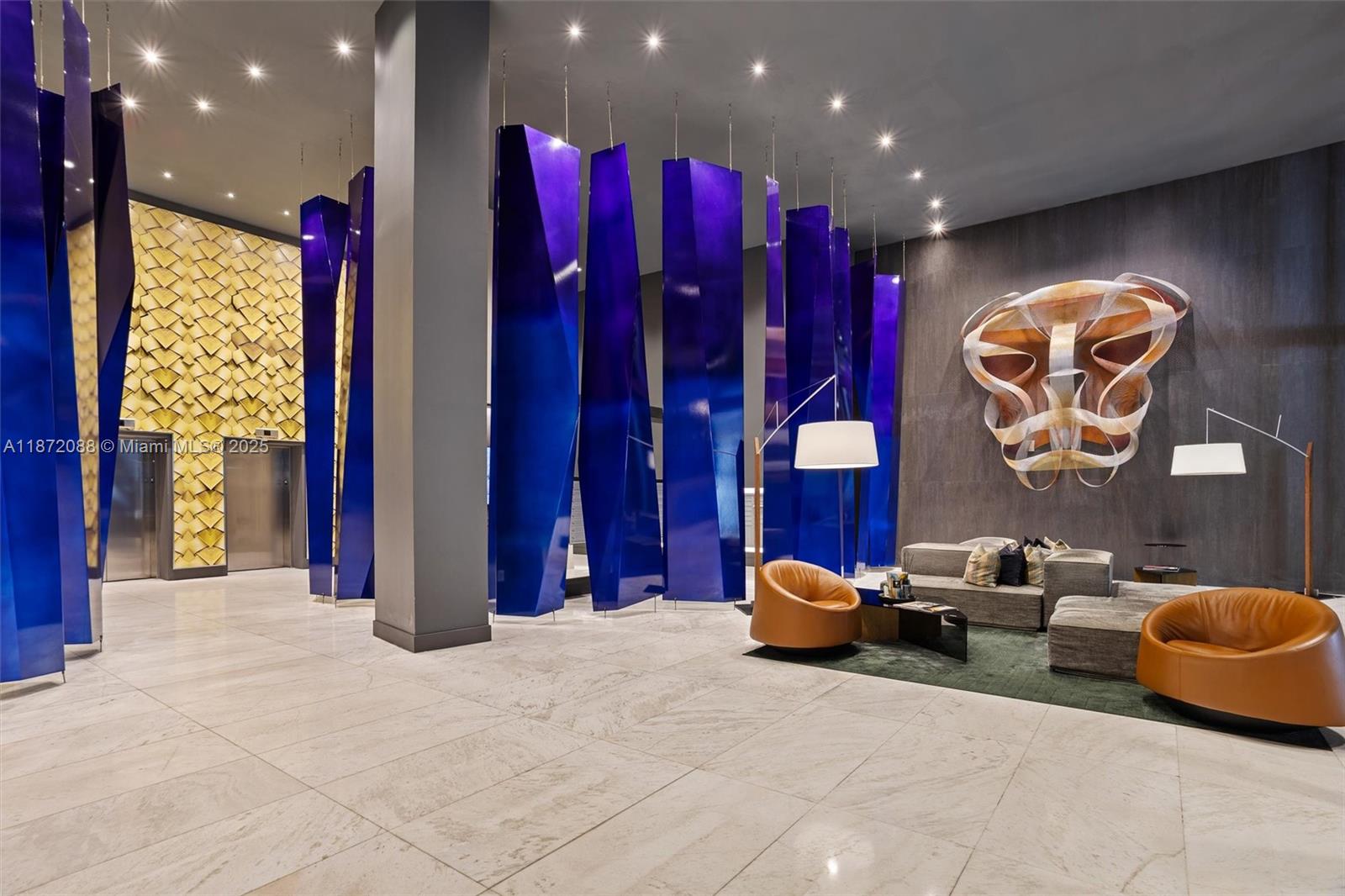 QUADRO CONDO - Residential