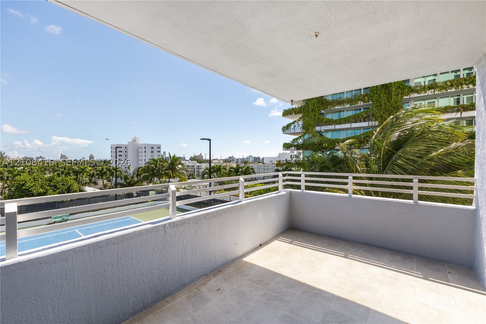 1330 West Ave 614