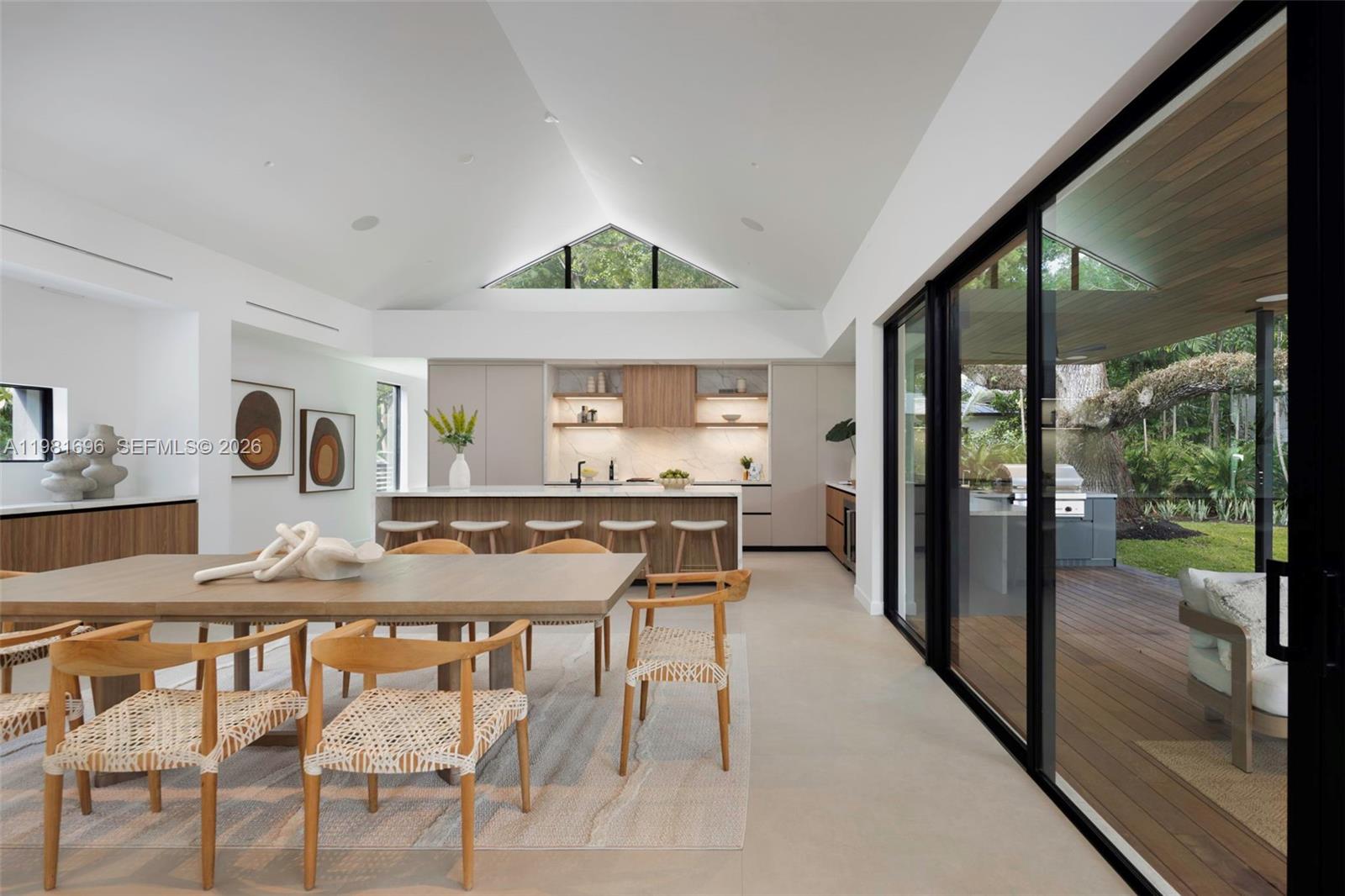 E M PATTISONS - Residential