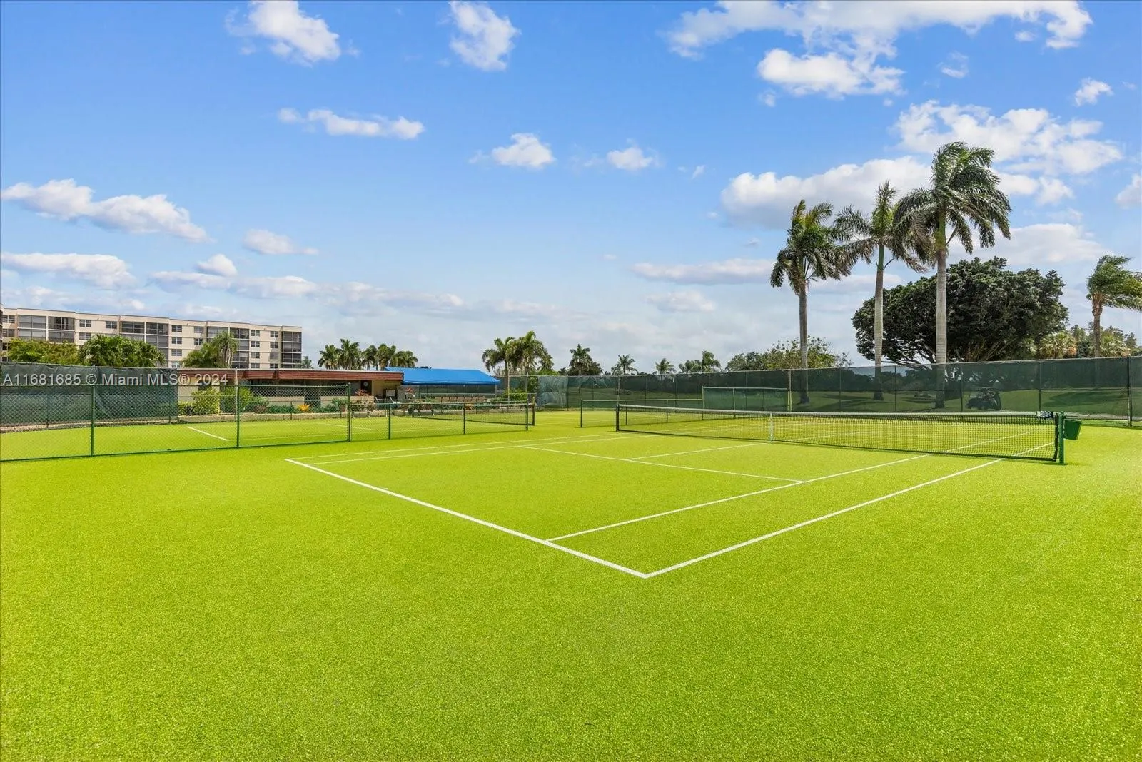 Pembroke Pines, Florida 33025, United States, 2 Bedrooms Bedrooms, ,2 BathroomsBathrooms,Residential,Active,36711