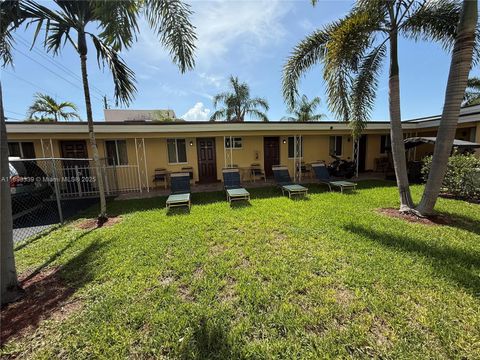 1743 Rodman St Hollywood FL 33020