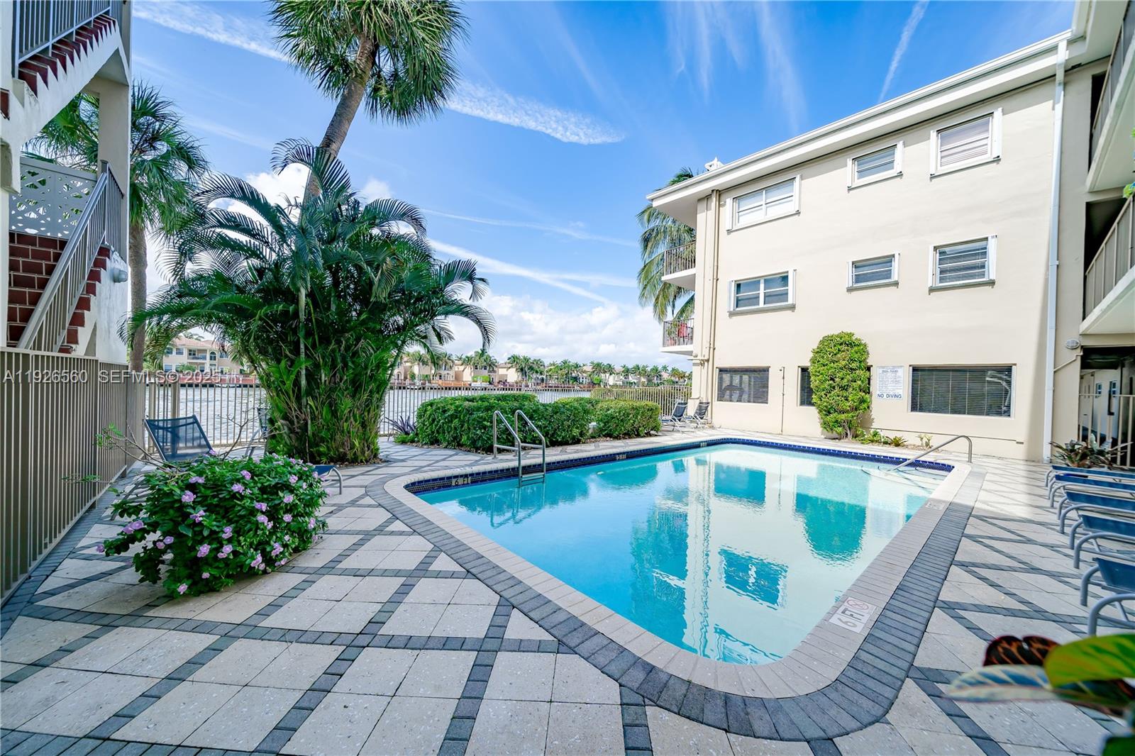 2600 S Ocean Dr S315