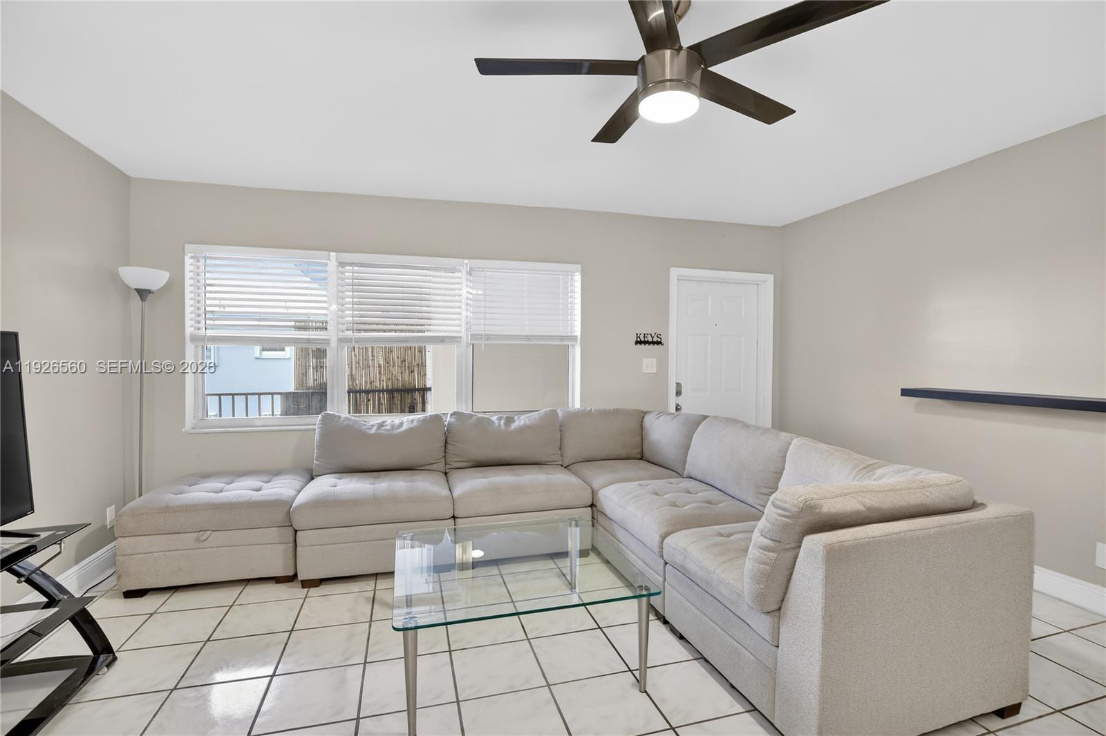 WATERWAY @ HOLLYWOOD BEAC - Residential