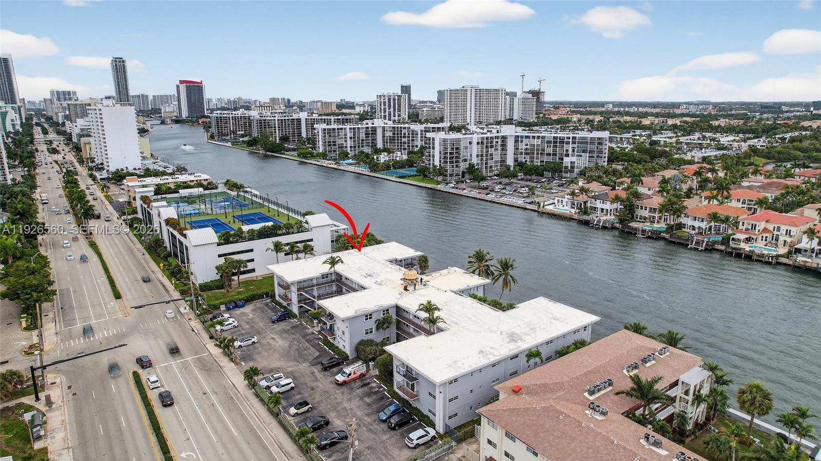 WATERWAY @ HOLLYWOOD BEAC - Residential