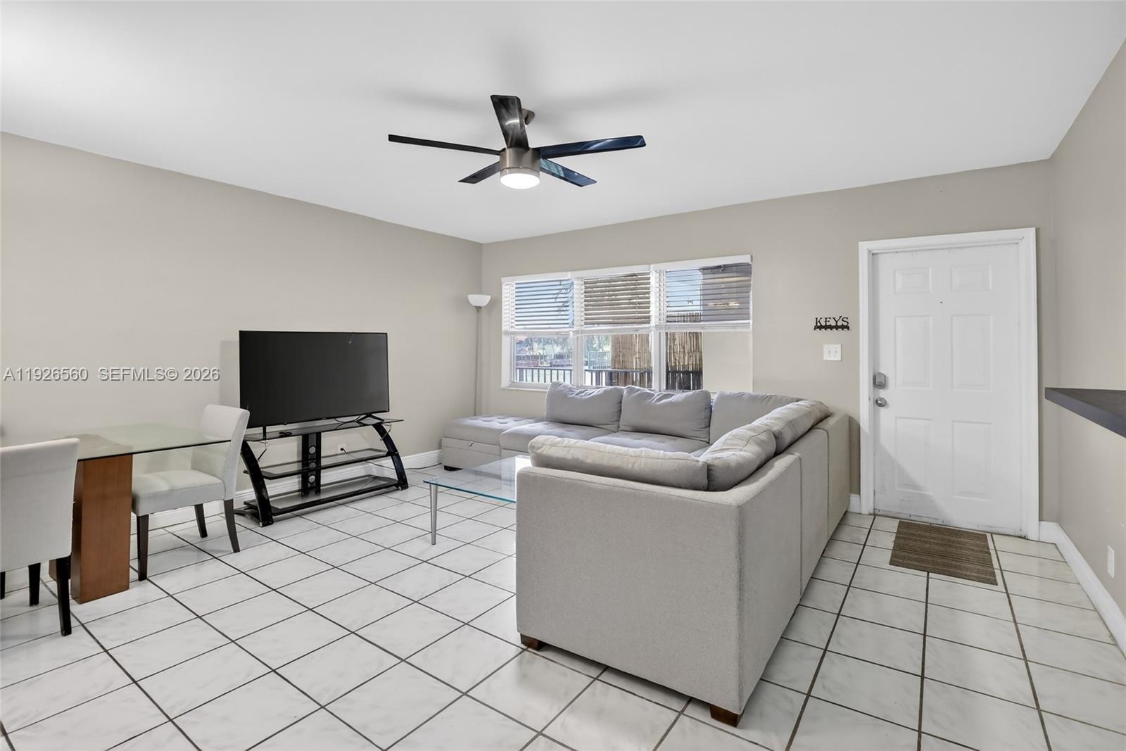 WATERWAY @ HOLLYWOOD BEAC - Residential