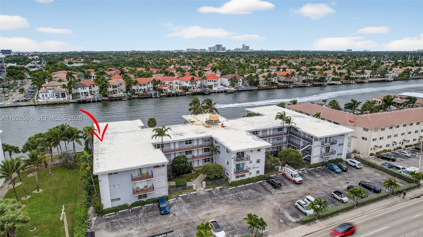 WATERWAY @ HOLLYWOOD BEAC - Residential