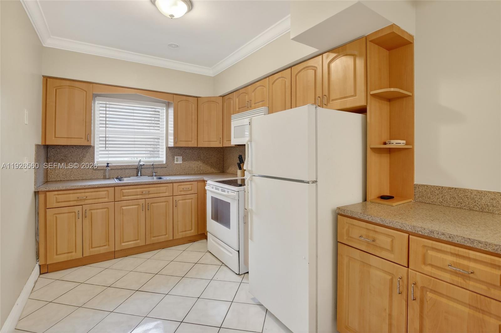 WATERWAY @ HOLLYWOOD BEAC - Residential