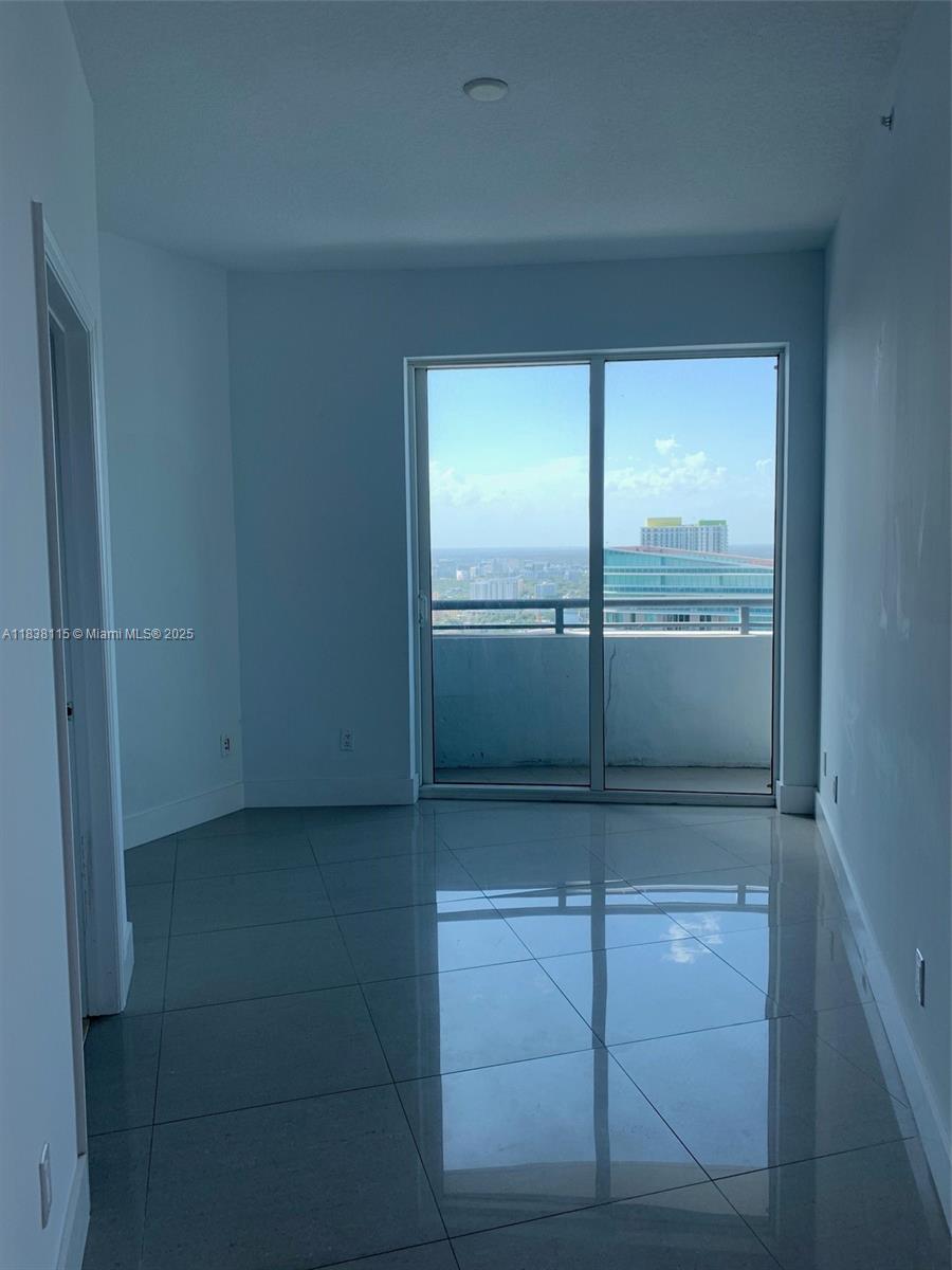 INFINITY AT BRICKELL COND - Residential Lease